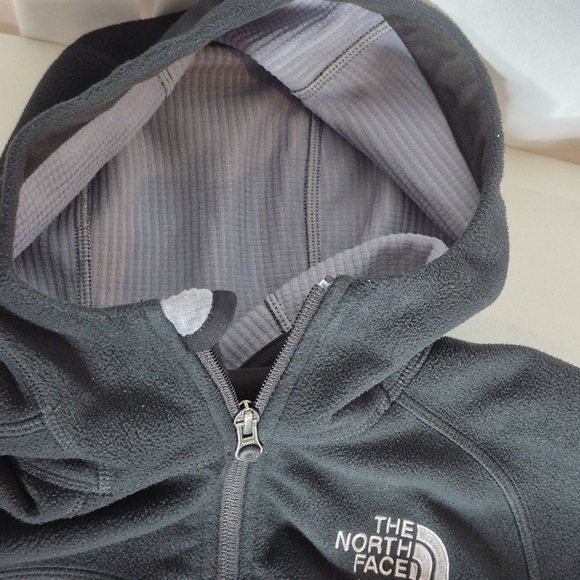 The North Face Women's Black Windwall Fleece Hooded Zip Jacket - Size S - Picture 7 of 14